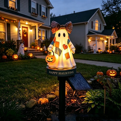 Lighted Vintage Patchwork Ghost Solar Garden Light